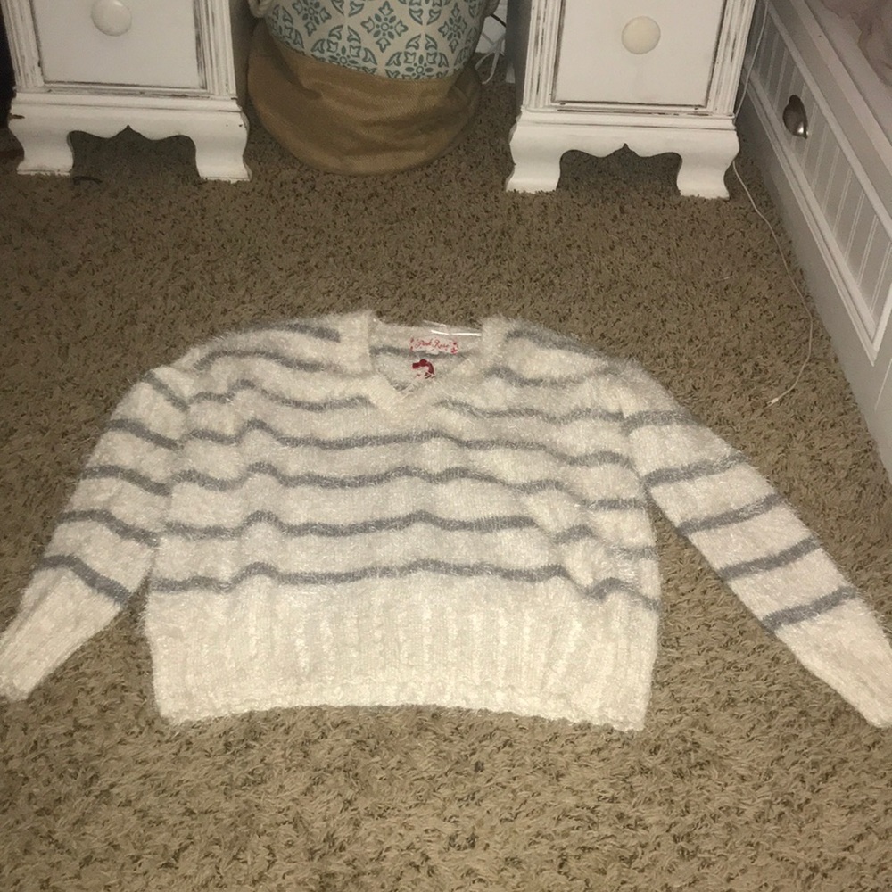 Gray and white sweater